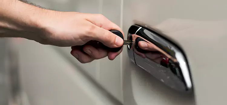 Why Choose Our Auto Locksmith Team in Pine Bluff, AR?