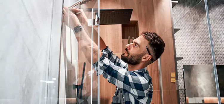 Replace Shower Doors with Frameless Pine Bluff