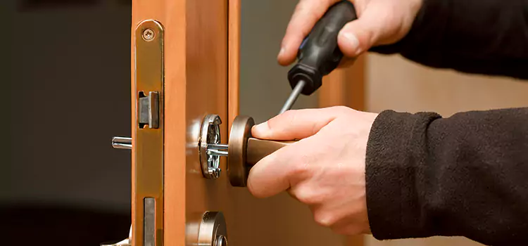 Semi Truck Locksmith Pine Bluff